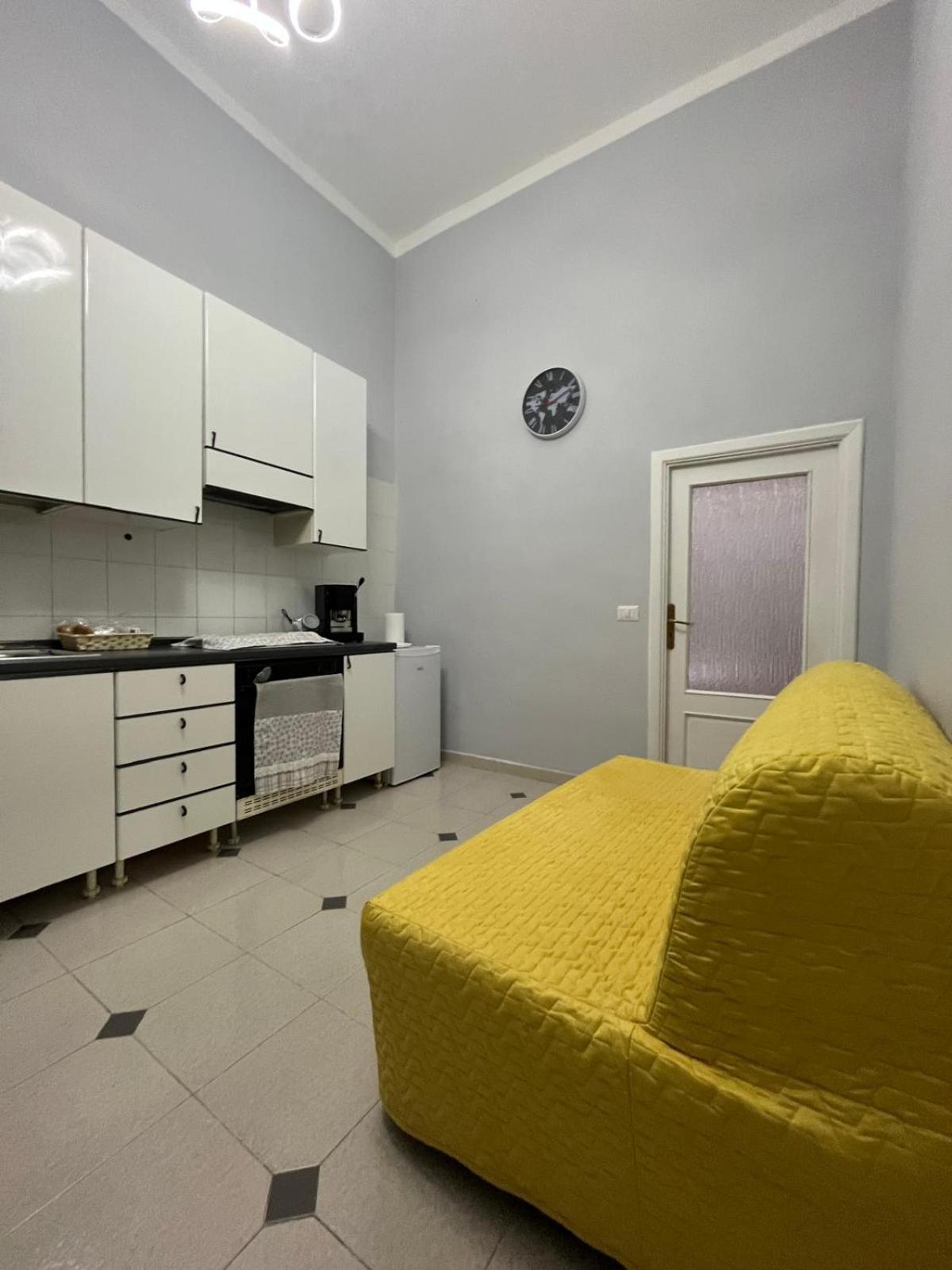 Zimari Apartment نابولي المظهر الخارجي الصورة