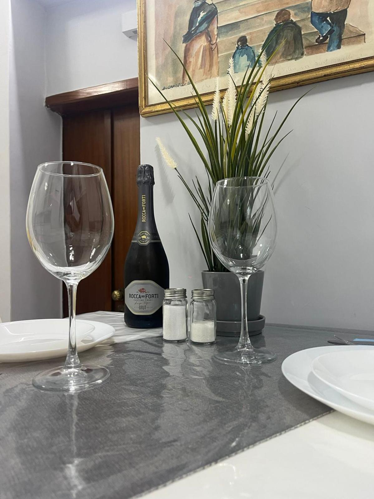 Zimari Apartment نابولي المظهر الخارجي الصورة